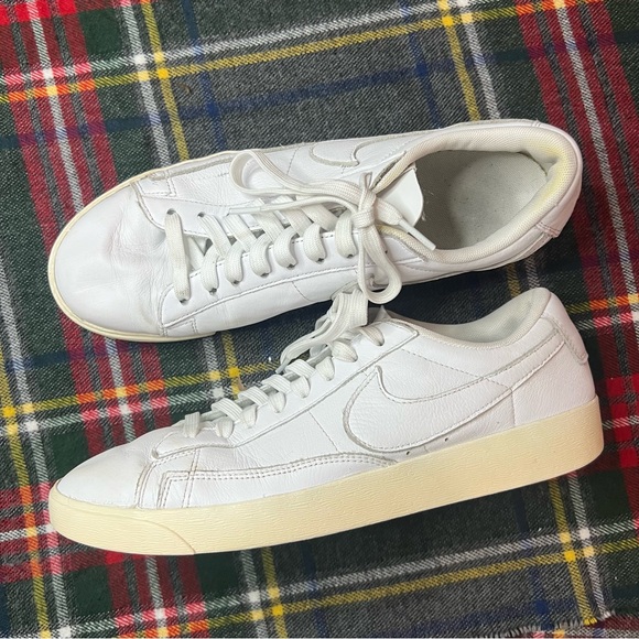 Nike Classic Blazer Low Top Sneakers 8 Mens - Picture 9 of 9